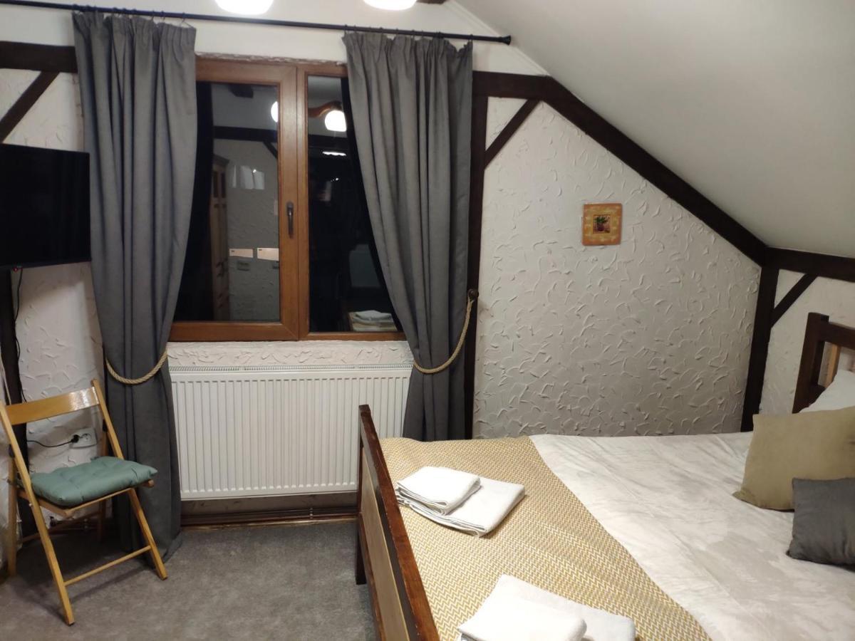 Krucha Hotel Bukovel Bagian luar foto